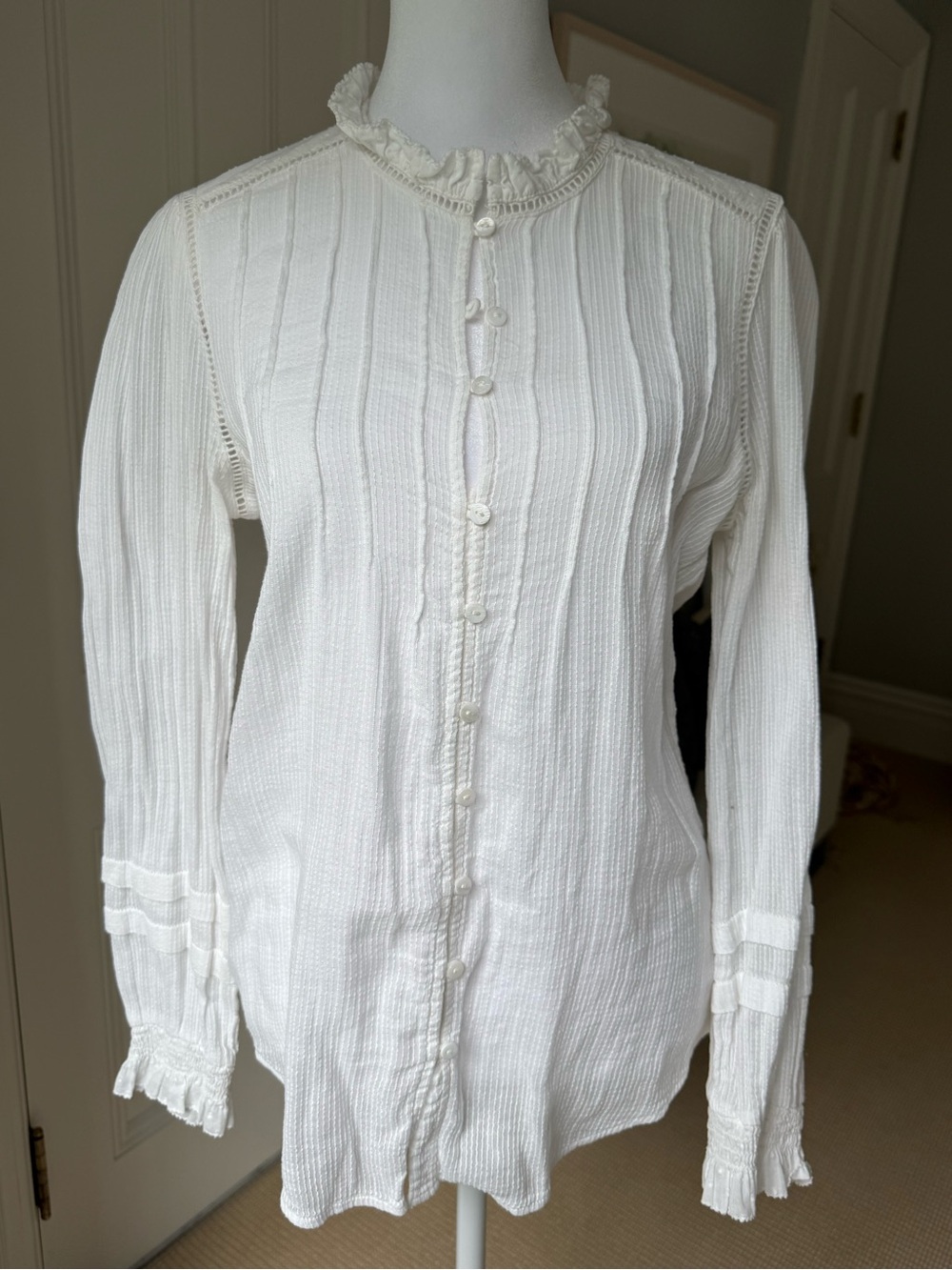 Faherty Willa Ruffled Collar Button-Front Blouse